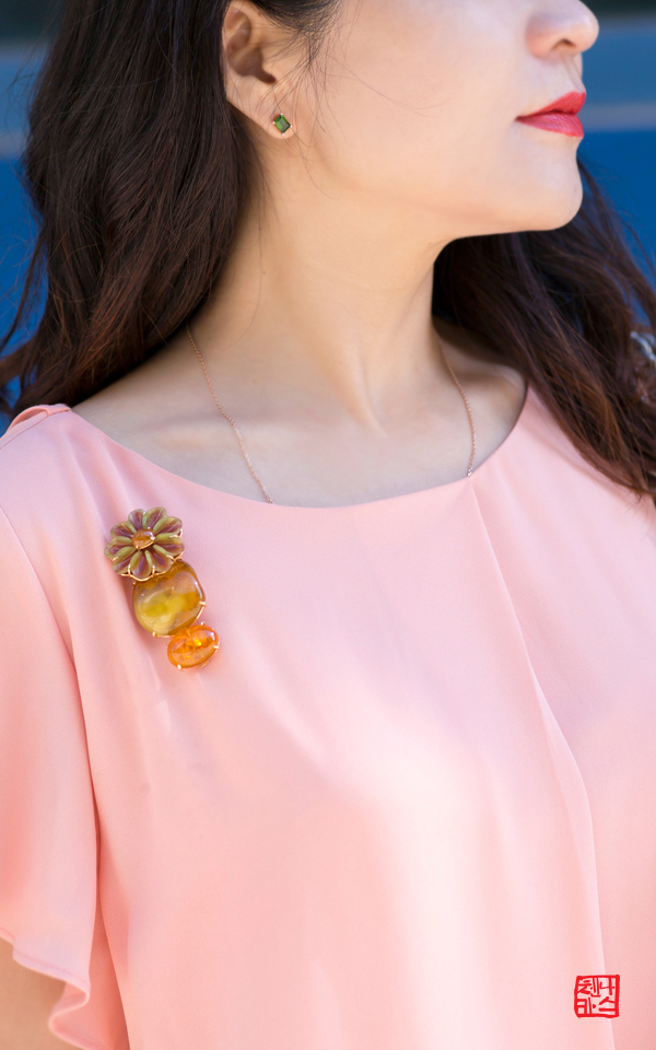 1424569 - [나스첸카 NASCHENKA] 쇼스타코비치 제1번 _ 호박 브로치