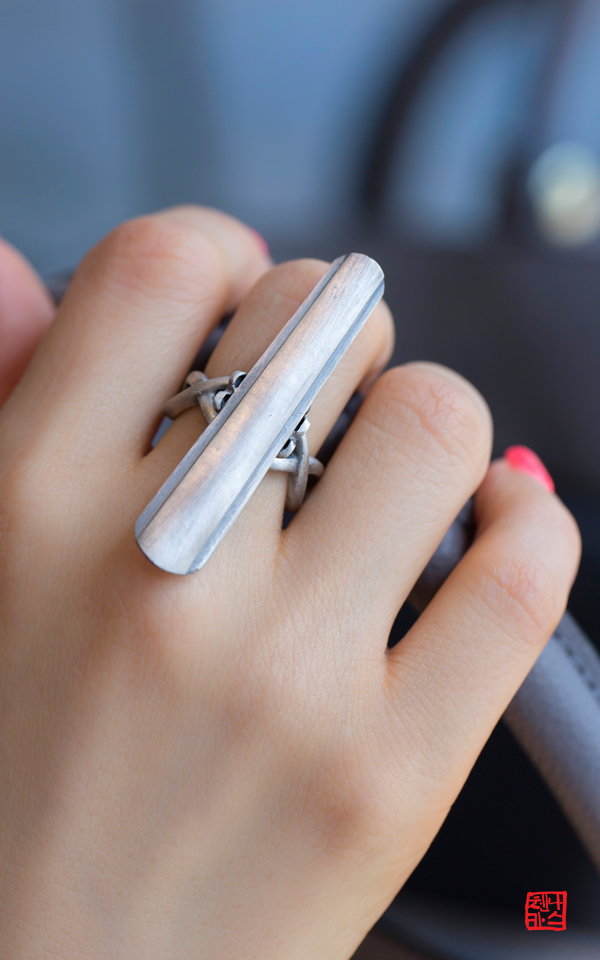 1451903 - [354] pre production sample _ 은반지