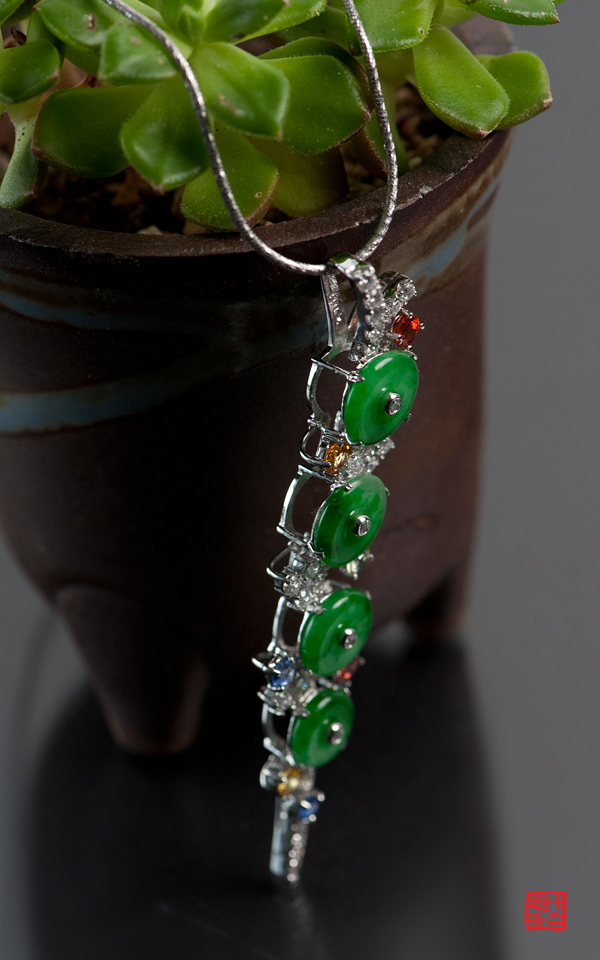 8906 - [나스첸카 NASCHENKA] 작아도 비취는 생각보다 화려하다 _  jade 비취 팬던트