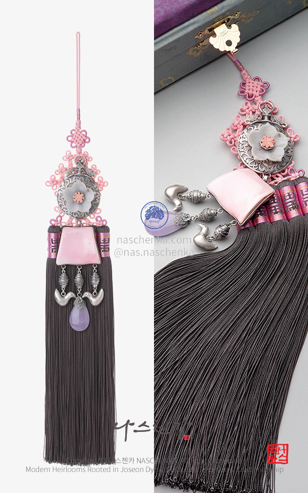 10950686 - [나스첸카 NASCHENKA] 연분홍 꽃이 피어나는 순간, 나스첸카 NASCHENKA 노리개 hanbok norigae