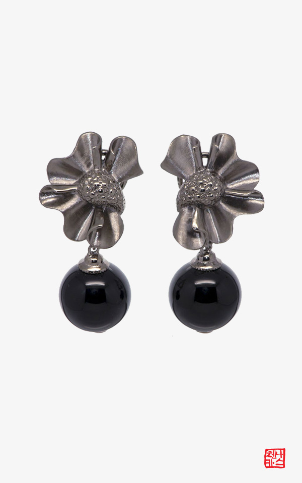 979639 - [나스첸카 NASCHENKA] 처음 만난 사람과의 저녁식사 [실버 수공예 흑산호 귀걸이]