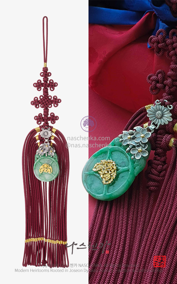 10954809 - [나스첸카 NASCHENKA] 재운발복 천연 비취 모란 구중궁궐 은 세공 명주 자주 낙지발 노리개 