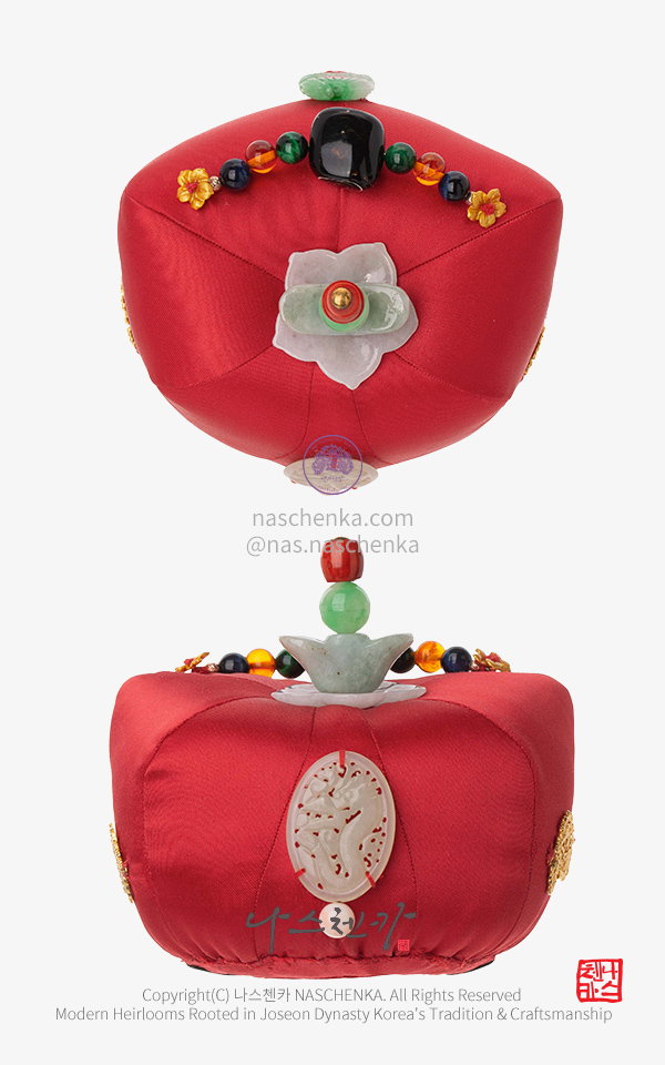 10956854 - [나스첸카 NASCHENKA 족두리] 백옥과 산호로 완성한 진홍의 격 — NASCHENKA 홍 족두리 Jokduri