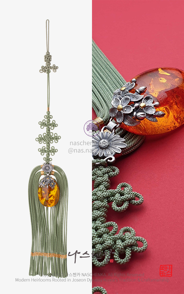 10956851 - [나스첸카 NASCHENKA 노리개] 손끝의 인내가 쌓여 비로소 완성되는 찬란한 천연 호박 낙지발 노리개 