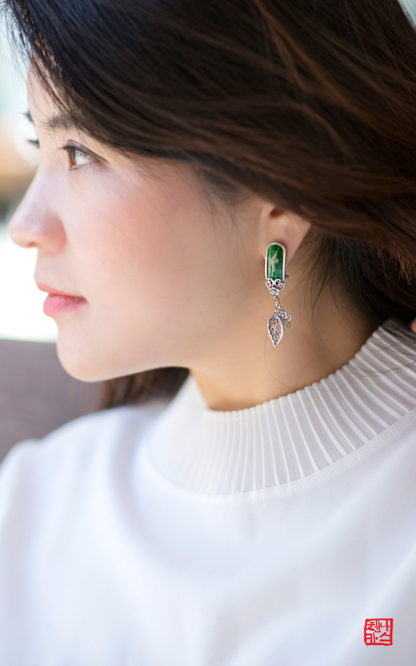 6948 - [나스첸카 NASCHENKA] 리턴투쟈드 _ 비취귀걸이_옥귀걸이_원석귀걸이_사극귀걸이
