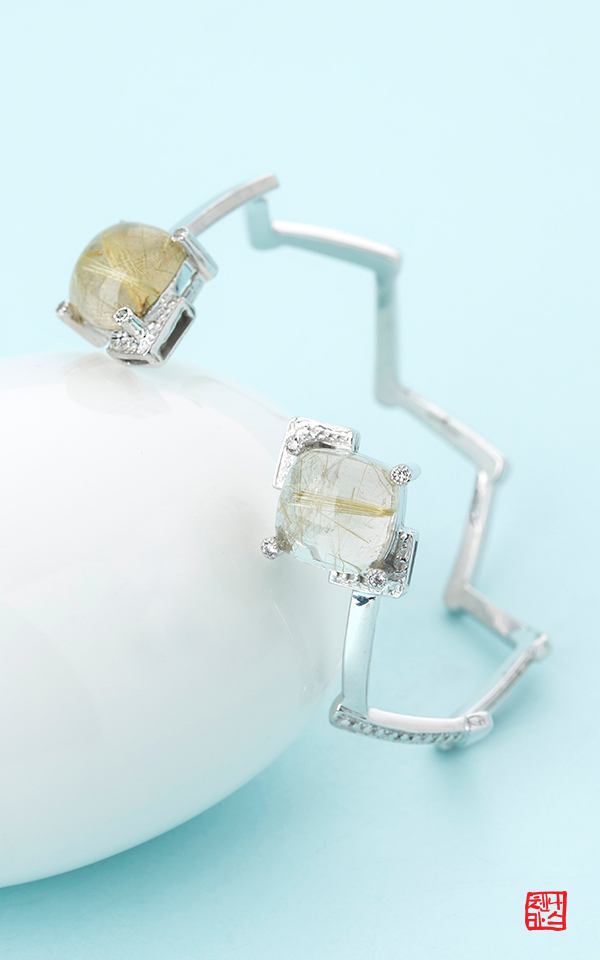 1363635 - [나스첸카 NASCHENKA] 손목의 실루엣 _ 금침수정 팔찌