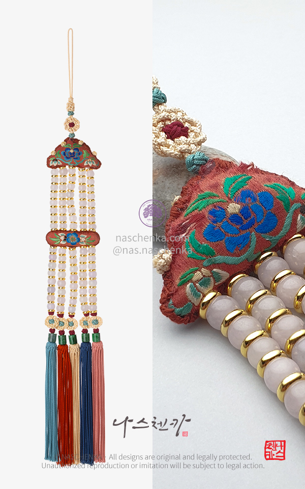 10959394 - 손끝의 고통과 인내로 피어난, 꽃중의 꽃 나스첸카 NASCHENKA 명품 발향 노리개 2 _ 비취 원석 실크 명주 노리개